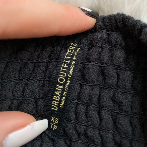 Slick black mini dress - Picture 4 of 4